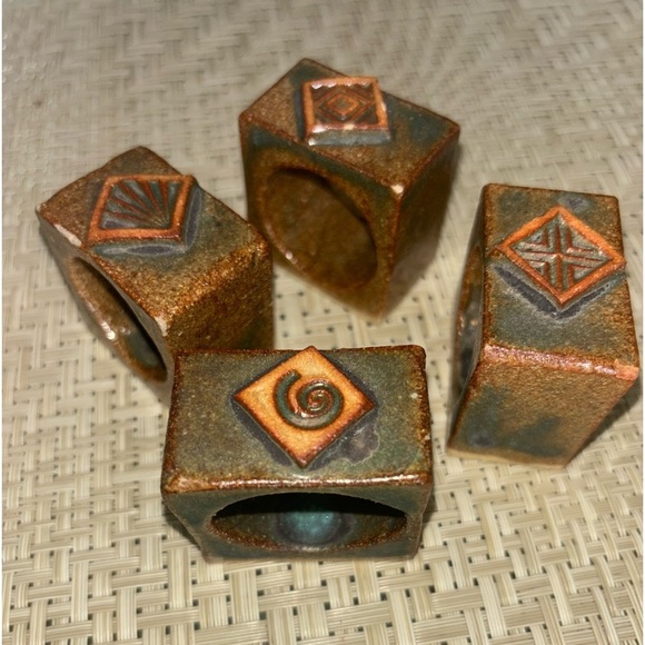 Vintage Studio Art Pewabic Pottery Napkin Rings Stoneware Set Of 4 - Picture 1 of 3